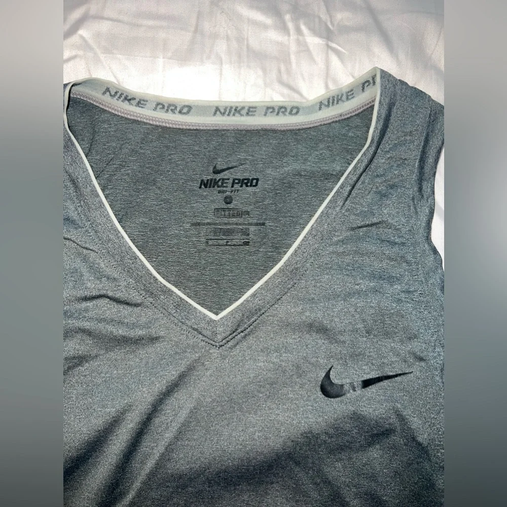 Nike Pro Grey Athletic Tank Top Size S